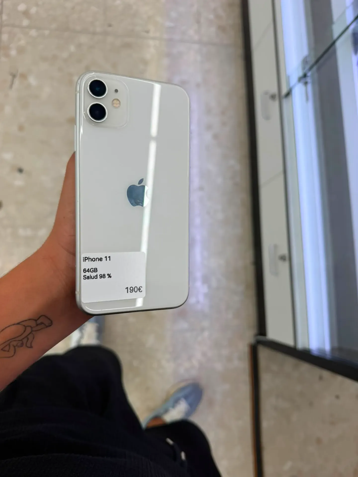 IPHONE 11 64gb salud 98