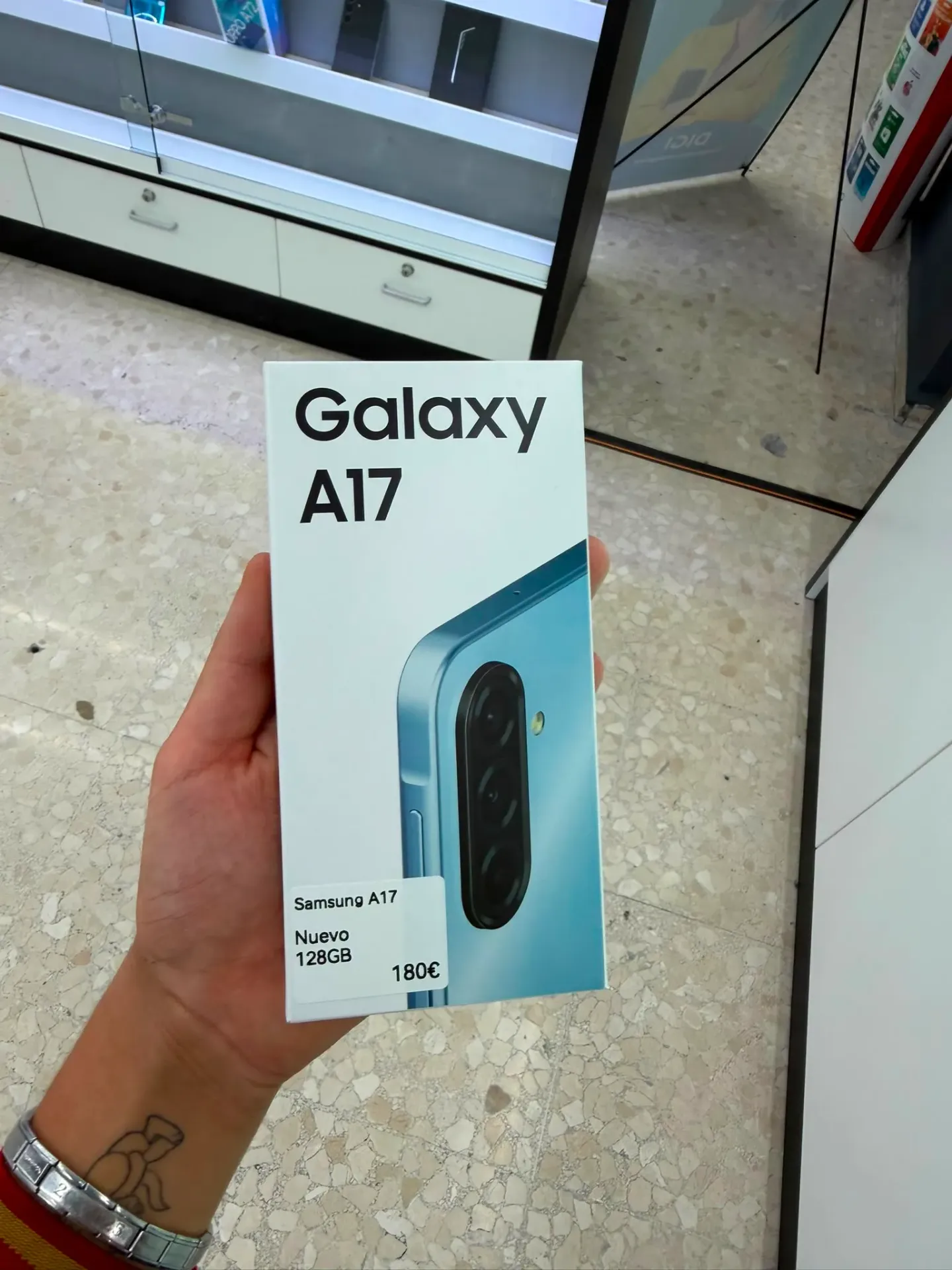 SAMSUNG GALAXY A17 4gb 128gb