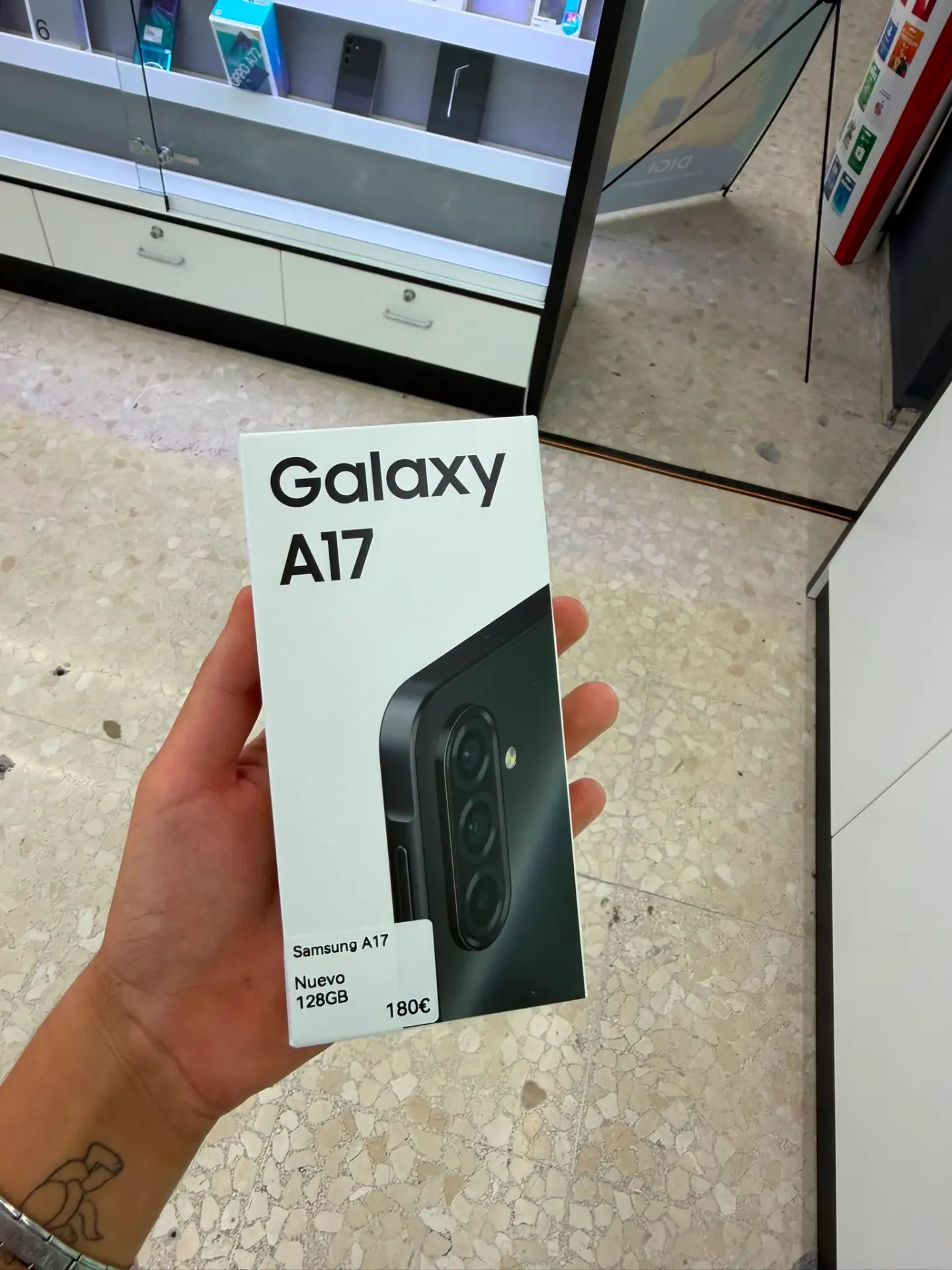 SAMSUNG GALAXY A17 4gb 128gb